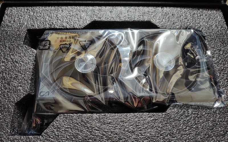 第一次见未开封的显卡